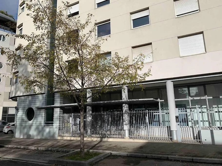 Apartment Studio Le Pensier - Monplaisir Lyon